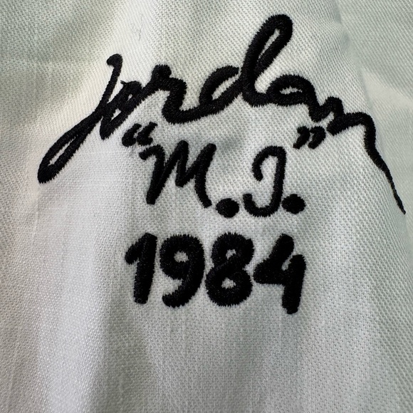 NWT Women's Jordan White Bomber Jacket Elastic Hem Loose Fit / large - Picture 5 of 12